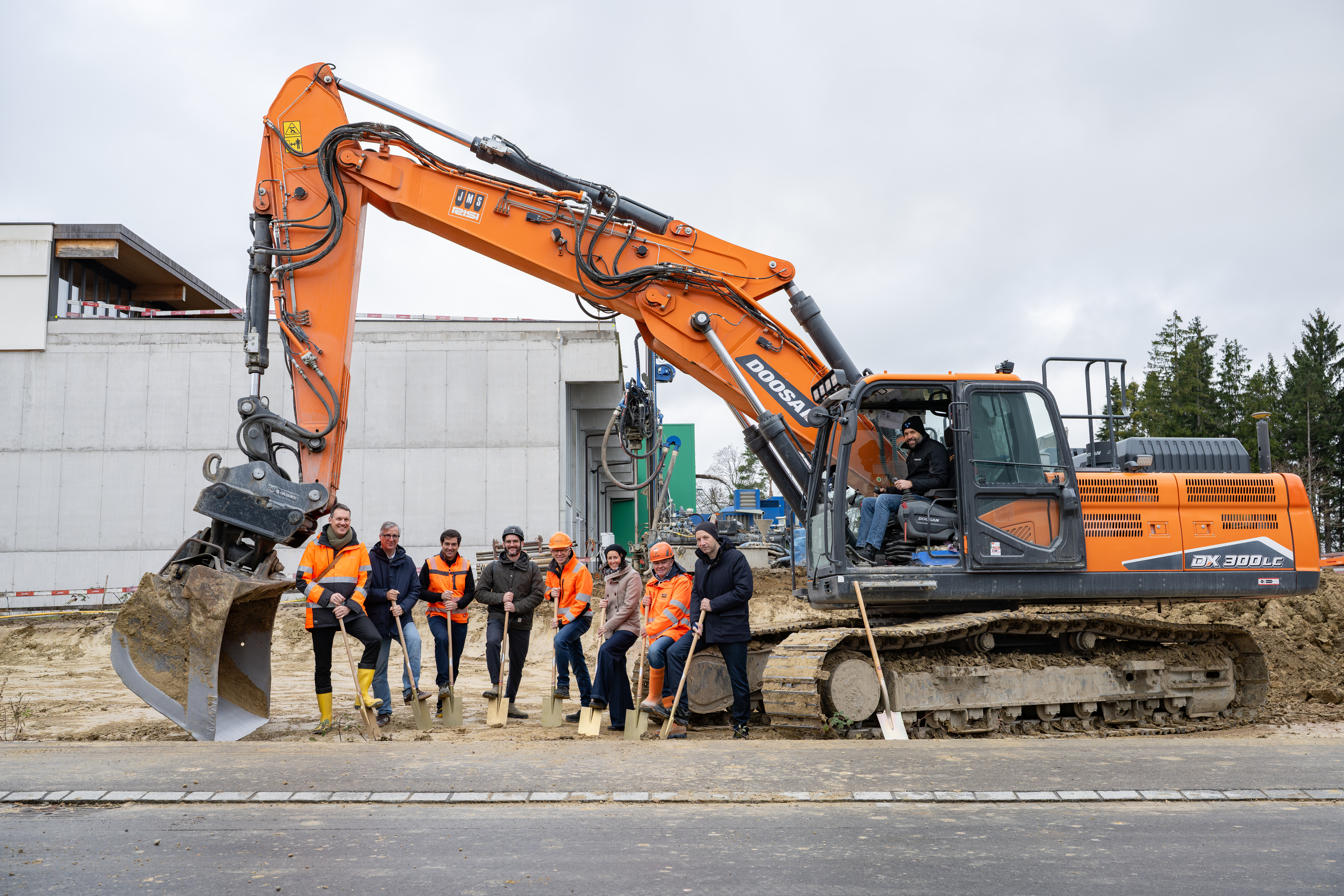 Spatenstich – offizieller Start von zwei Baustellen